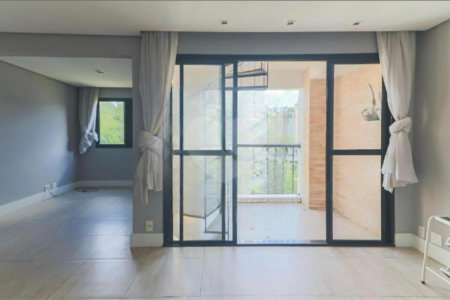 Apartamento à venda com 3 quartos, sendo 1 suíte,  em Cidade São Francisco, São Paulo, SP