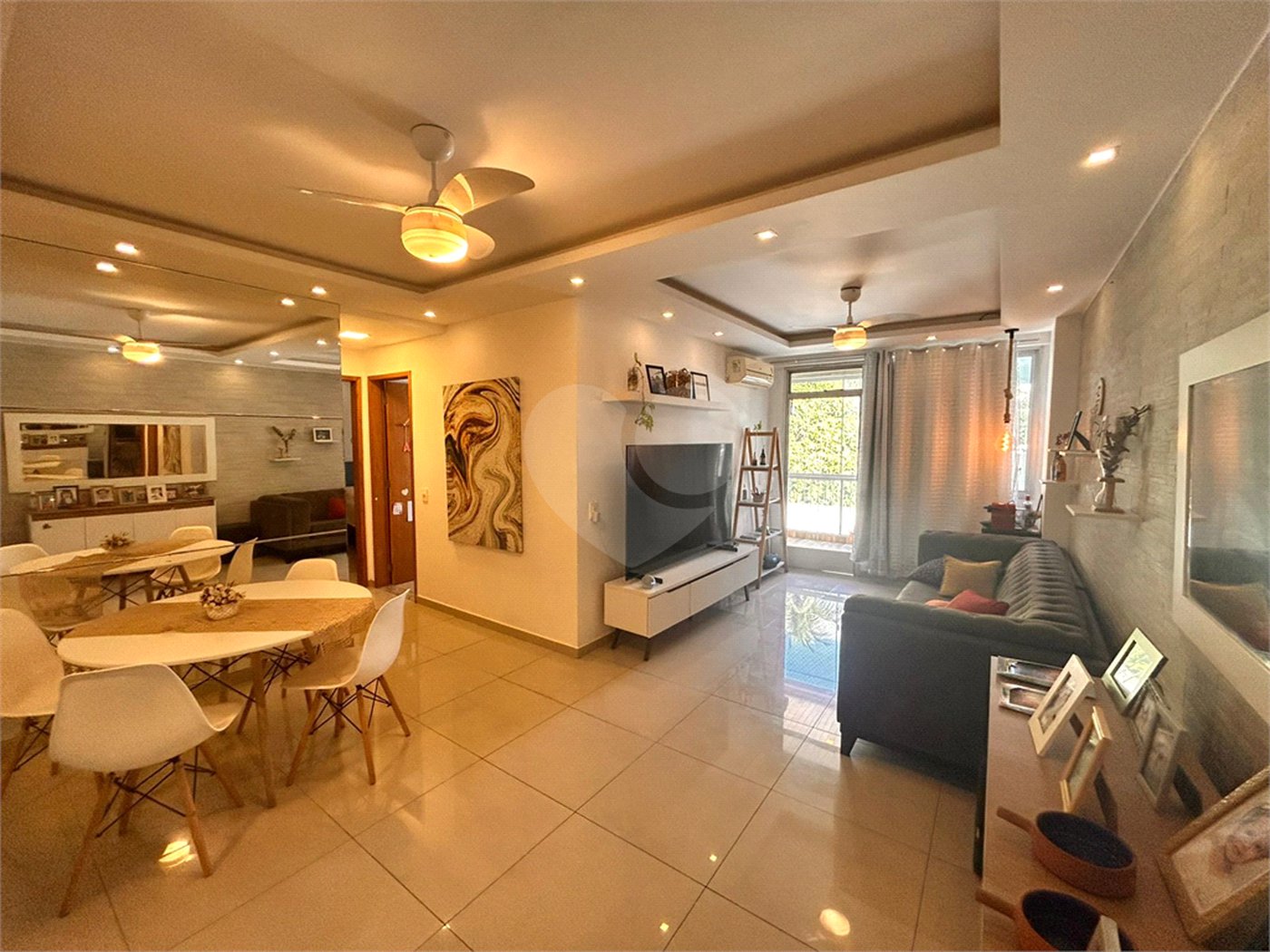 Apartamento à venda com 2 quartos, sendo 1 suíte, em Vila Isabel, Rio de Janeiro, RJ