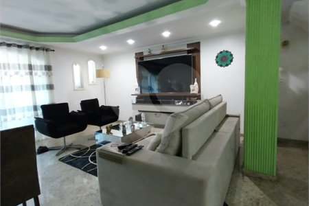 Casa à venda com 4 quartos, sendo 3 suítes, em Campo Grande, Rio de Janeiro, RJ