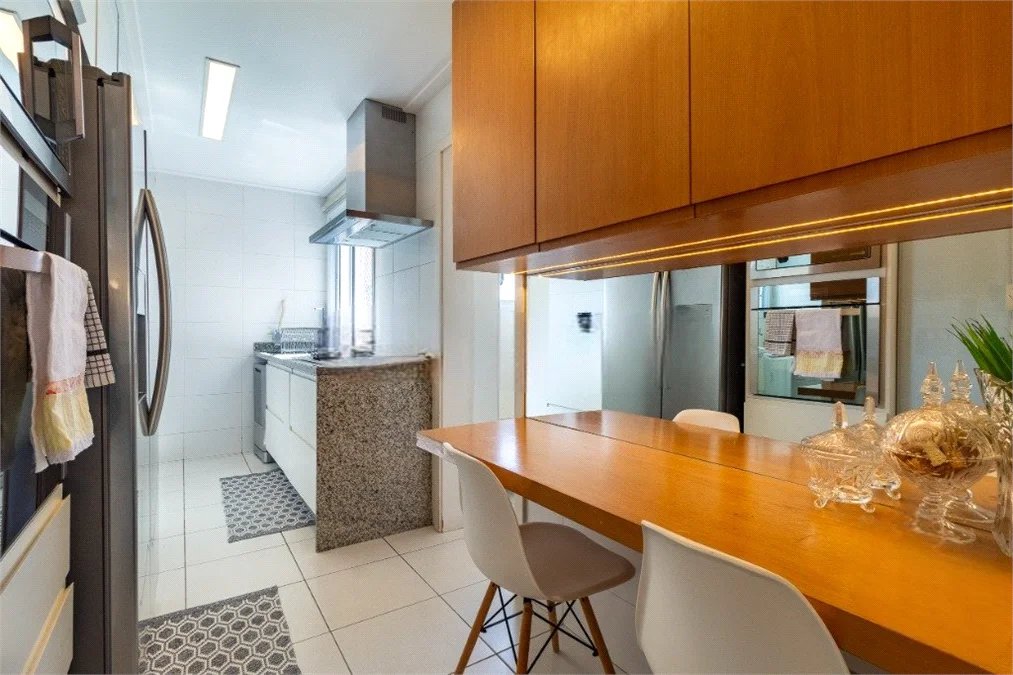 Apartamento à venda com 3 suítes em Água Branca, São Paulo, SP