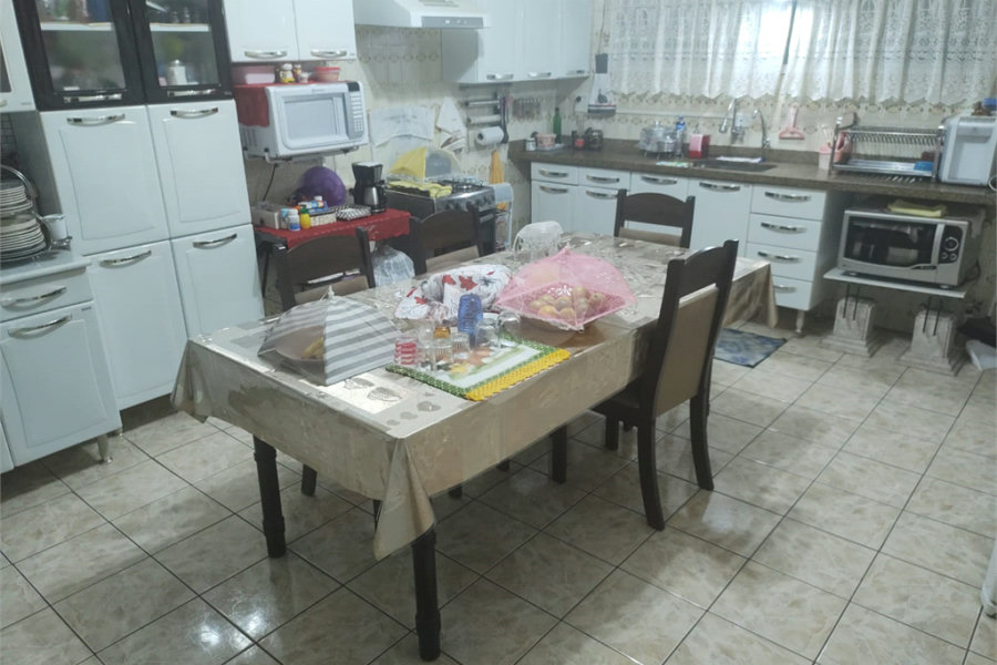Casa Térrea à venda com 4 quartos, sendo 2 suítes,  em Parque Edu Chaves, São Paulo, SP