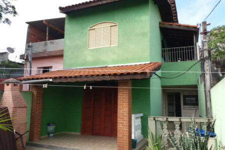 Sobrado à venda com 3 quartos, sendo 1 suíte, em Jardim Maria Duarte, São Paulo, SP
