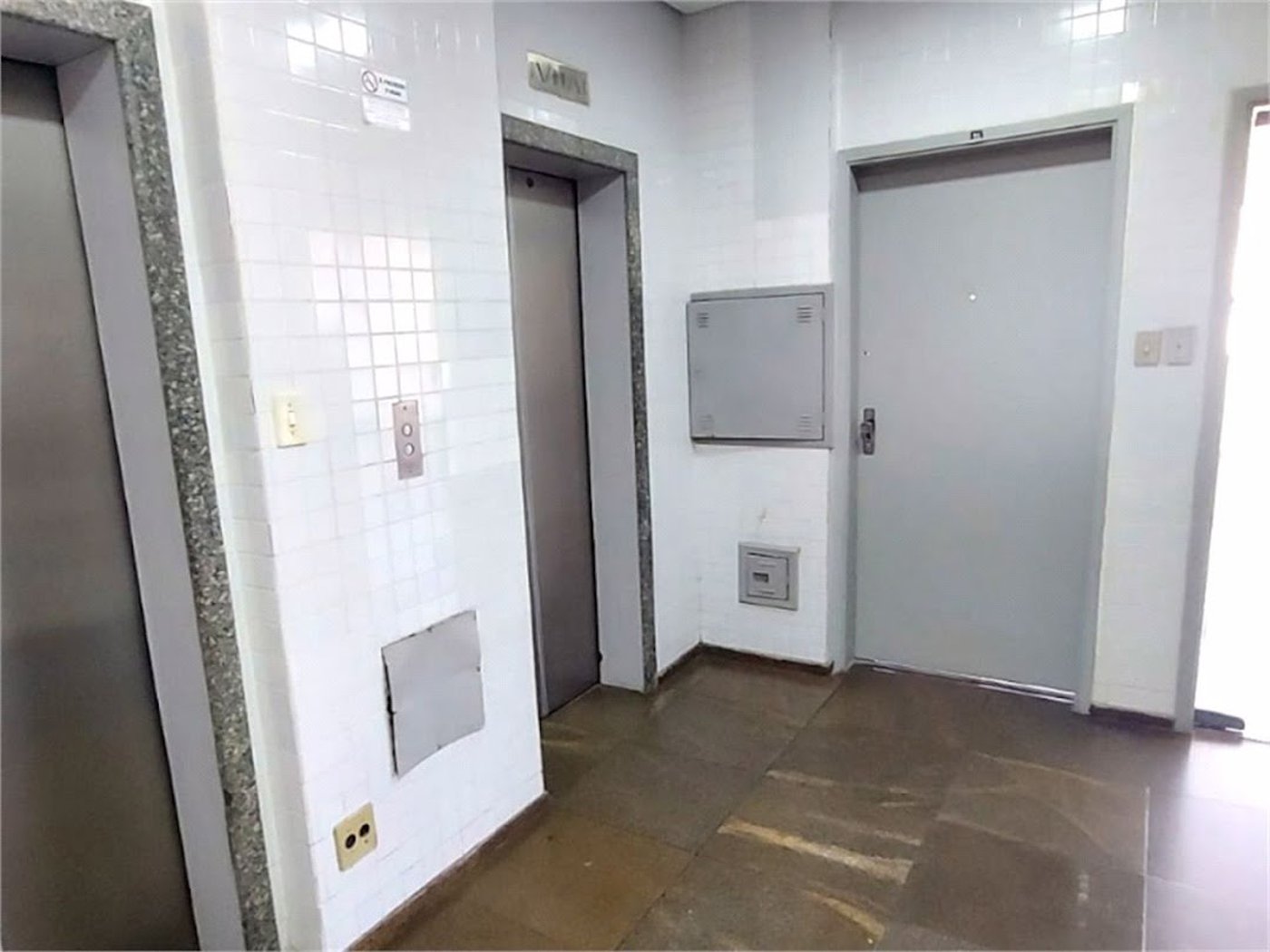 Sala Comercial para venda e locação, Centro, Santos - SA0067.