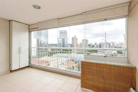 Apartamento à venda com 2 suítes em Vila Cordeiro, São Paulo, SP