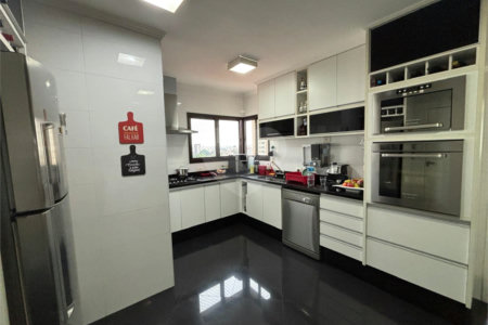 Apartamento à venda com 3 suítes em Vila Paulicéia, São Paulo, SP