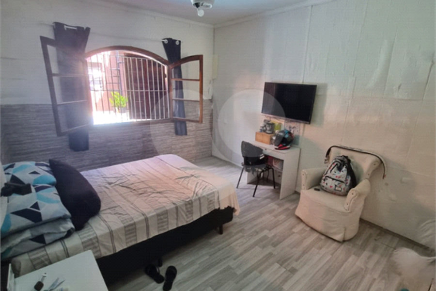 Sobrado à venda com 2 quartos, sendo 1 suíte, em Santa Teresinha, São Paulo, SP