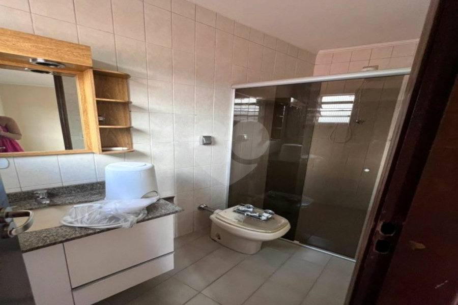 Casa à venda com 3 quartos, sendo 1 suíte, em Tucuruvi, São Paulo, SP