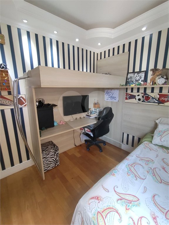 Apartamento à venda com 3 quartos, sendo 1 suíte, em Umuarama, Osasco, SP