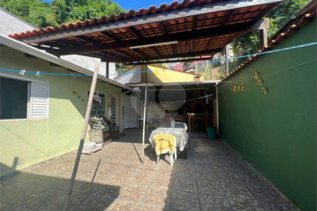 Casa à venda com 3 quartos, sendo 1 suíte,  em Mogi Moderno, Mogi das Cruzes, SP