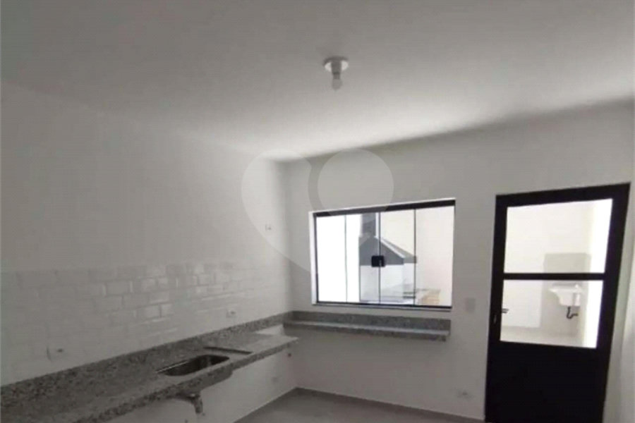 Sobrado à venda com 3 quartos, sendo 1 suíte,  em Jardim Maristela, São Paulo, SP