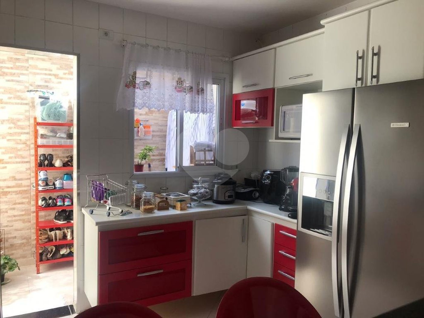 Casa à venda com 2 quartos, sendo 1 suíte, no condomínio Res Santa Inês, São Paulo - SP