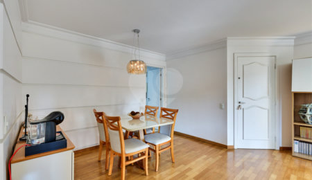 Apartamento à venda com 3 quartos, sendo 1 suíte,  em Alto da Boa Vista, São Paulo, SP