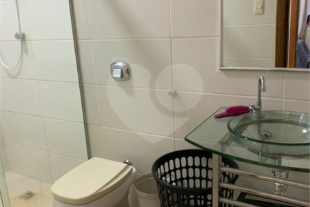 Casa à venda com 4 quartos, sendo 3 suítes, em Santos Dumont, Três Lagoas - MS