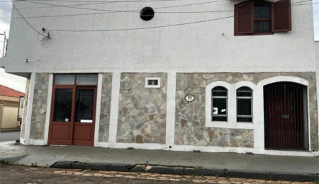 Casa à venda com 3 quartos, sendo 1 suíte, no Centro, Itapetininga, SP