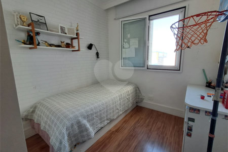Apartamento à venda com 3 quartos, sendo 1 suíte, em Água Branca, São Paulo, SP
