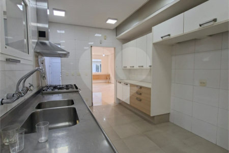 Casa à venda com 2 quartos, sendo 1 suíte, em Planalto Paulista, São Paulo, SP