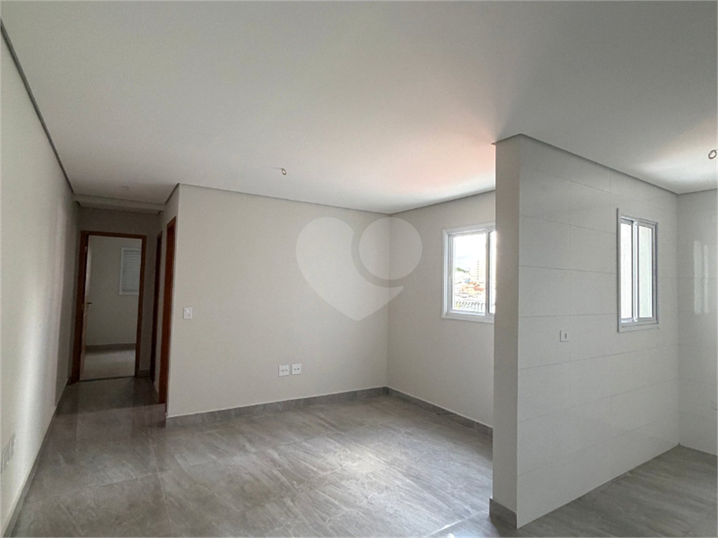 Duplex à venda ou para alugar com 2 quartos em Vila Valparaíso, Santo André, SP
