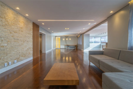 Apartamento à venda com 4 suítes em Vila Sofia, São Paulo, SP