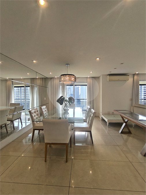 Apartamento à venda com 4 quartos, sendo 3 suítes, em Santana, São Paulo, SP