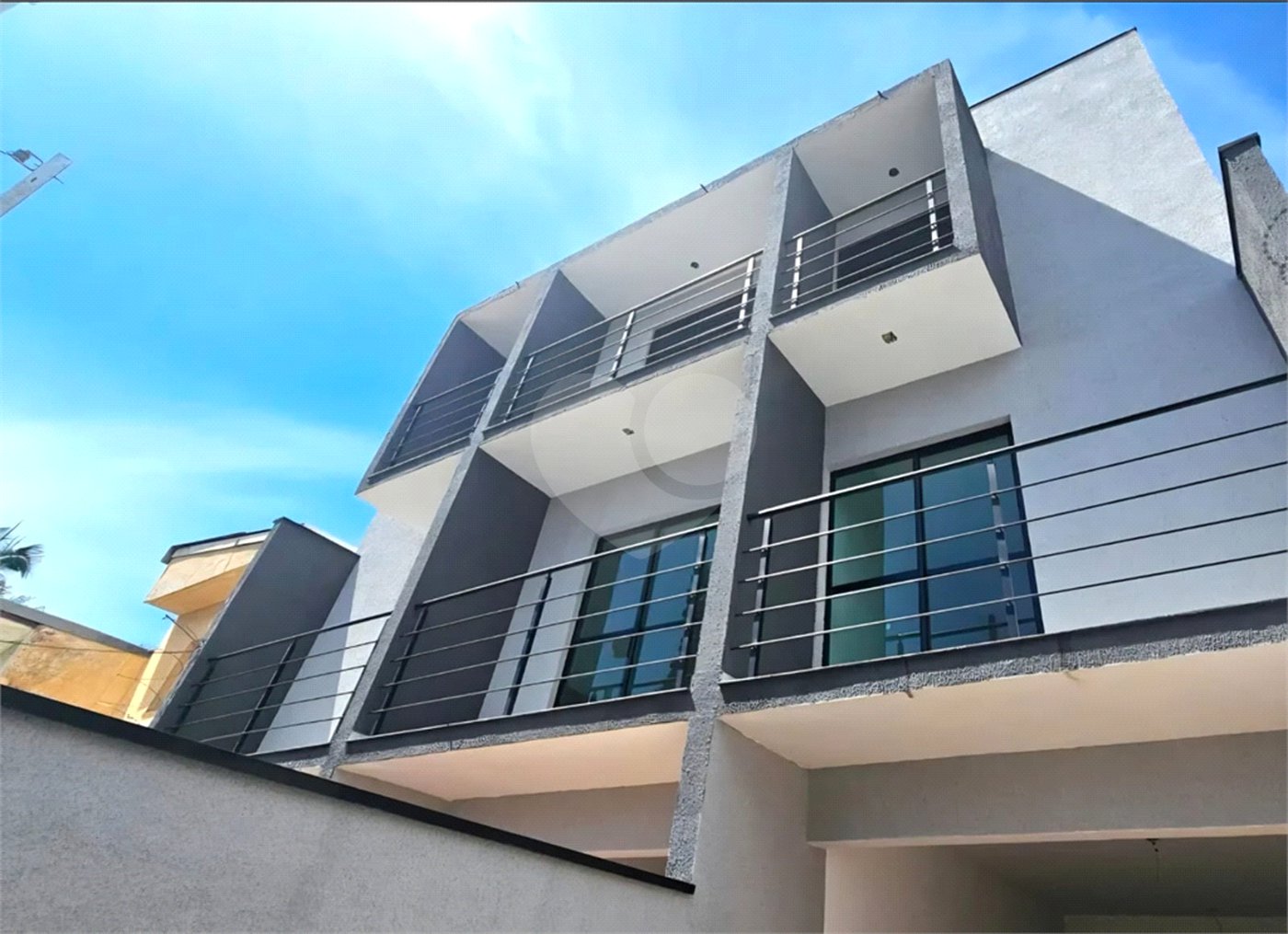 Casa à venda com 3 quartos, sendo 1 suíte, em Cidade dos Bandeirantes, São Paulo, SP