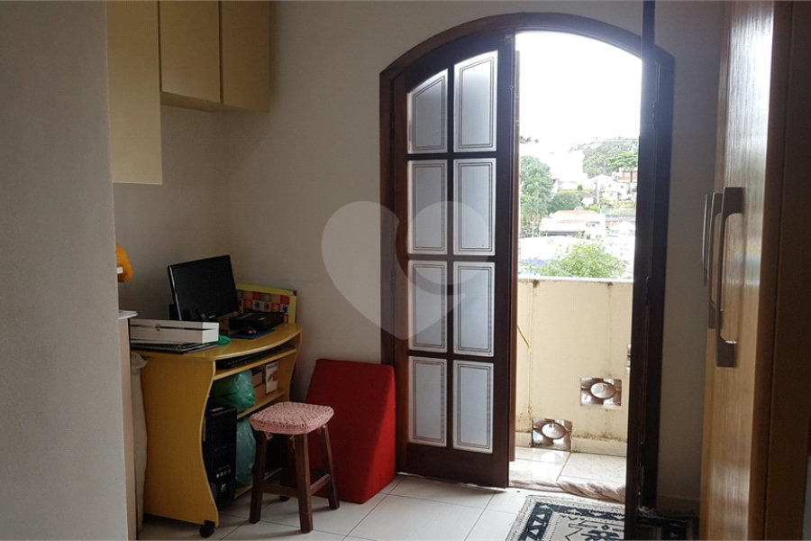 Sobrado à venda com 2 suítes em Tremembé, São Paulo, SP