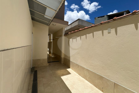 Casa para alugar em Vila Vitória, Mogi das Cruzes, SP