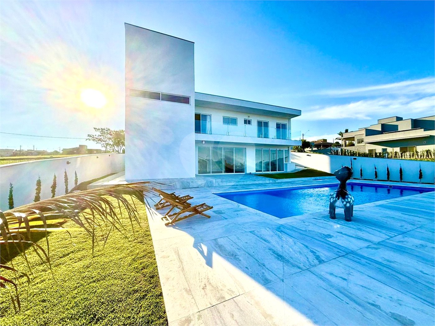 Casa à venda com 4 quartos, sendo 3 suítes, no condomínio Village Araçoiaba, Araçoiaba da Serra - SP