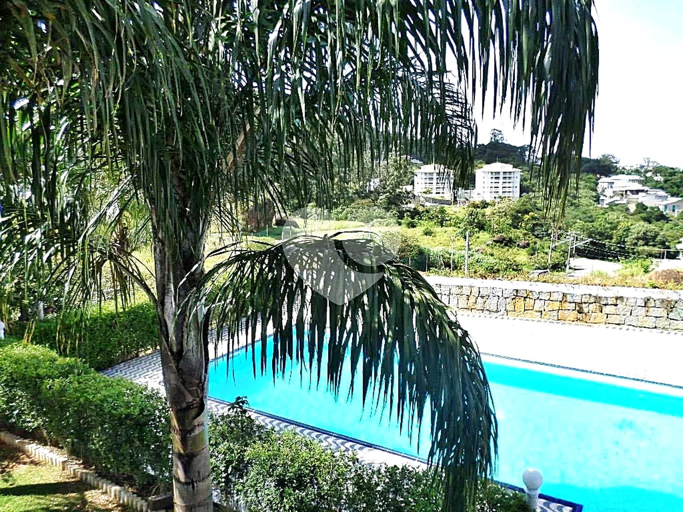 Casa à venda com 6 quartos, sendo 5 suítes,  no condomínio Conjunto Residencial Itaguaçu, São Paulo - SP