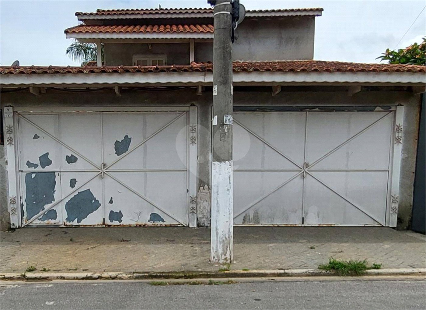 Sobrado à venda com 3 quartos, sendo 1 suíte, em Jardim Fonte Áurea, Poá, SP