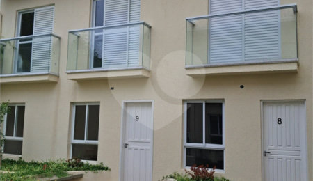 Casa à venda com 2 suítes no condomínio Residencial Vila de Motalegre, São Paulo - SP