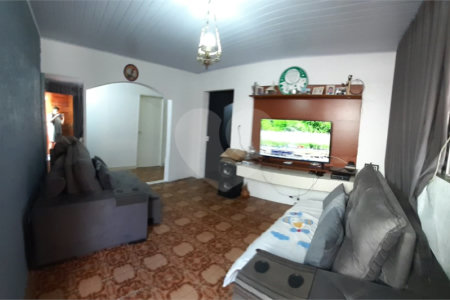 Casa Térrea à venda com 4 quartos em Vila Ernesto, São Paulo, SP