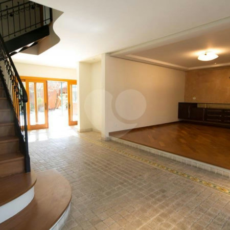 Casa à venda com 4 suítes no condomínio Jardim das Azaléias, São Paulo - SP