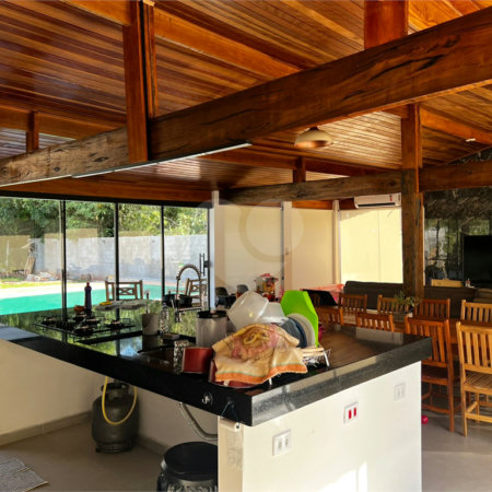 Chácara à venda com 6 quartos, sendo 1 suíte, em Jardim Estância Brasil, Atibaia, SP