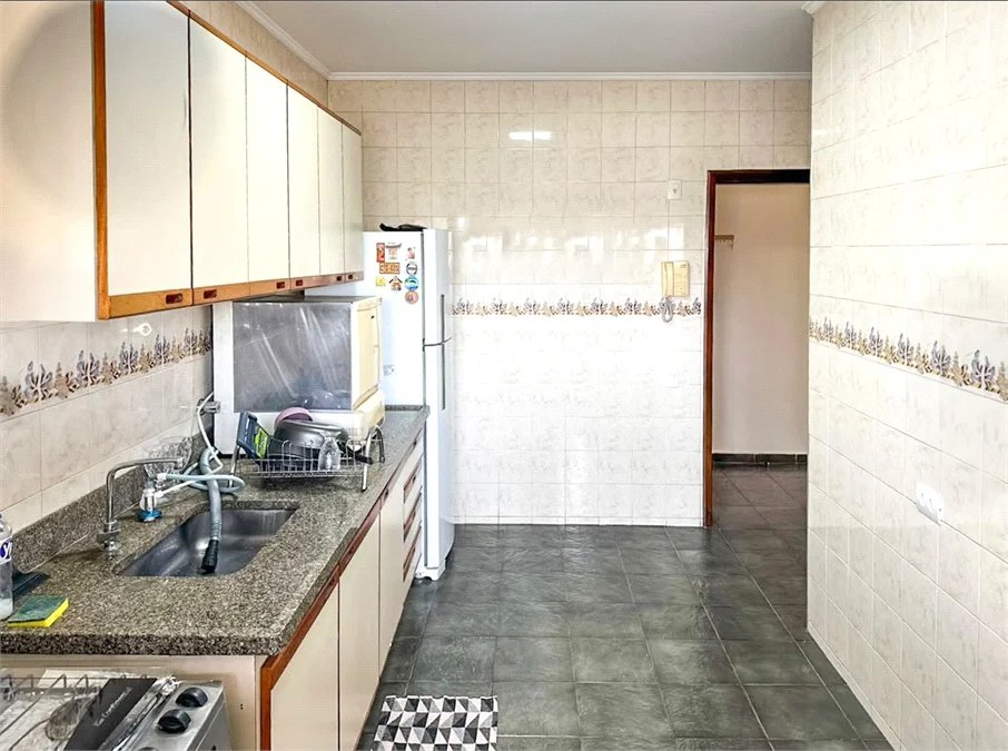 Apartamento à venda com 3 quartos, sendo 1 suíte,  em Cidade Alta, Piracicaba, SP