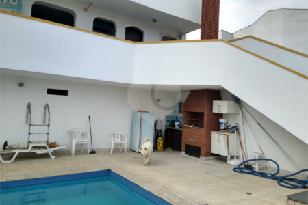 Sobrado à venda com 4 quartos, sendo 2 suítes, em Jardim Franca, São Paulo, SP
