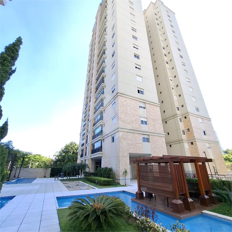 Apartamento à venda com 3 suítes em Jardim Marajoara, São Paulo, SP