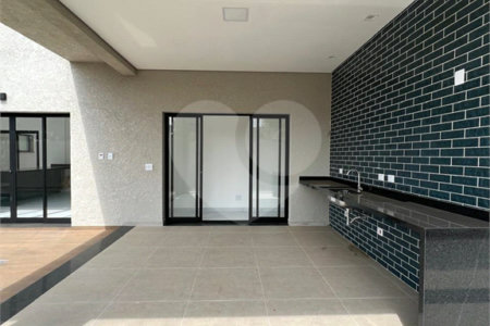 Casa à venda com 3 suítes no condomínio Spazio Design, Bragança Paulista - SP