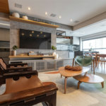 Apartamento à venda com 4 quartos, sendo 3 suítes,  em Jardim das Acácias, São Paulo, SP