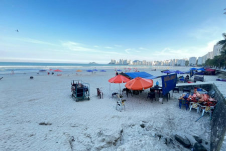 Oportunidade em Pitangueiras! Apartamento de 2 Dormitórios a Poucos Passos da Praia