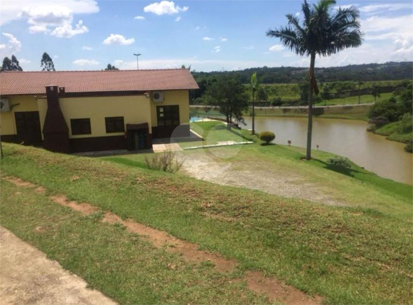 Condomínio à venda com 4 quartos, sendo 2 suítes, em Colinas do Paratehy, Mogi das Cruzes, SP