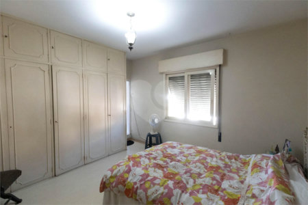 Sobrado à venda com 3 quartos, sendo 1 suíte,  em Jardim Ataliba Leonel, São Paulo, SP