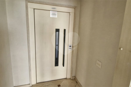 Apartamento à venda com 4 quartos, sendo 3 suítes, em Santa Cecília, São Paulo, SP