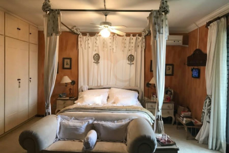 Casa à venda com 5 quartos, sendo 2 suítes,  em Jardim Everest, São Paulo, SP