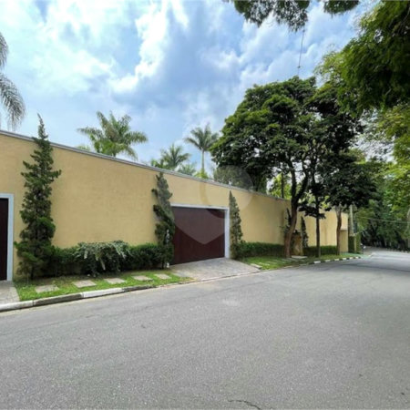 Casa à venda com 4 suítes no condomínio Miollo da Granja, Cotia - SP