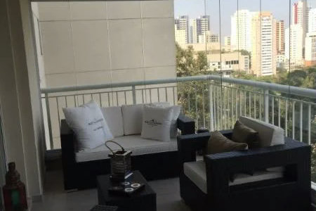 Apartamento à venda com 4 quartos, sendo 3 suítes, em Vila Andrade, São Paulo, SP