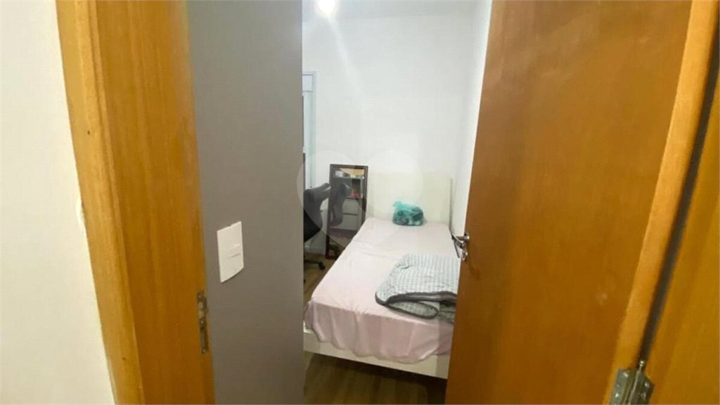 Casa à venda com 3 quartos, sendo 1 suíte, no condomínio Garden Village, São Paulo - SP