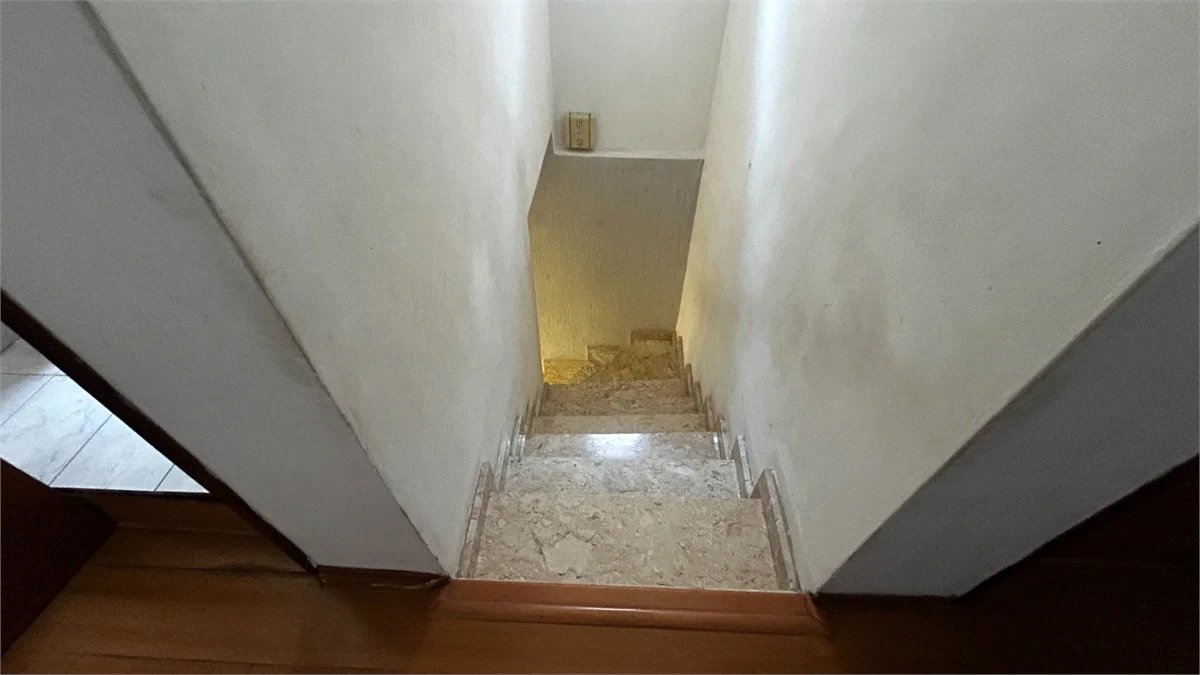 Sobrado à venda com 3 quartos, sendo 2 suítes, em Cidade São Francisco, São Paulo, SP