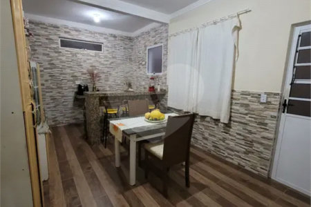 Casa à venda com 3 quartos, sendo 2 suítes, em Jardim Paulista, São José dos Campos, SP