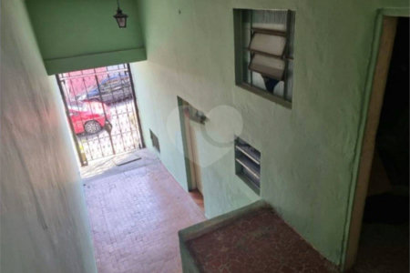 Casa de Vila à venda com 3 quartos em Jardim São Roque, São Paulo, SP