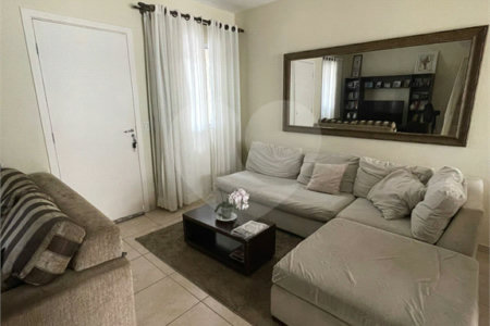 Casa à venda com 3 quartos, sendo 1 suíte,  no condomínio Montpellier, Mogi das Cruzes - SP